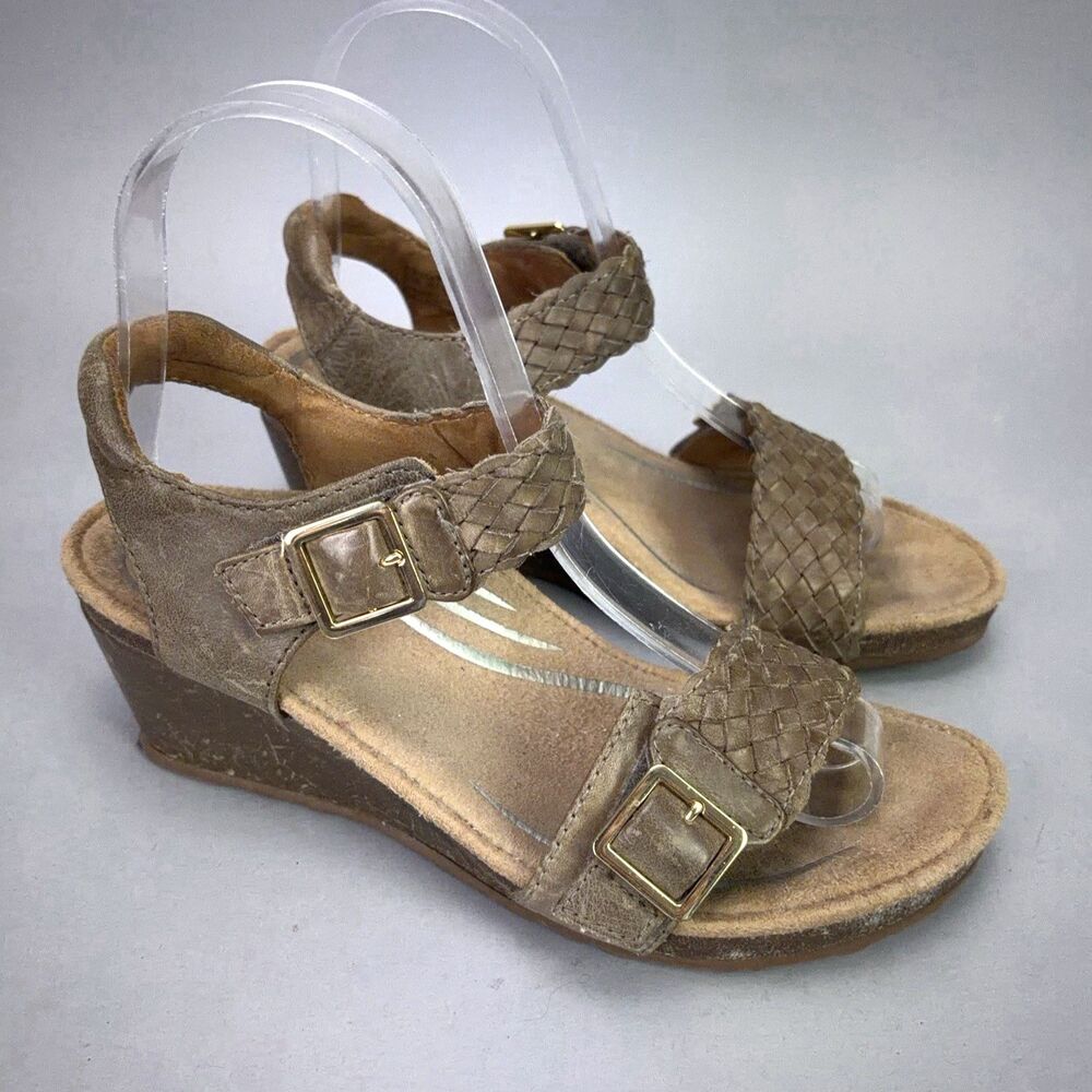 Aetrex Womens 6-6.5 Braided Brown Hook Loop Straps Leather Wedge Sandals EW164W